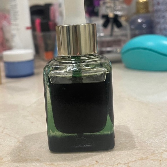 Sunday Riley UFO Acne Face Oil - Picture 6 of 6
